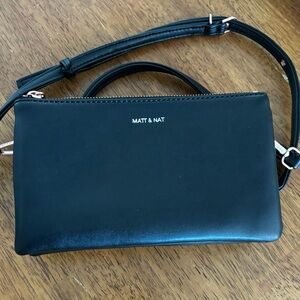 Matt & Nat Elegant Black Shoulder Bag